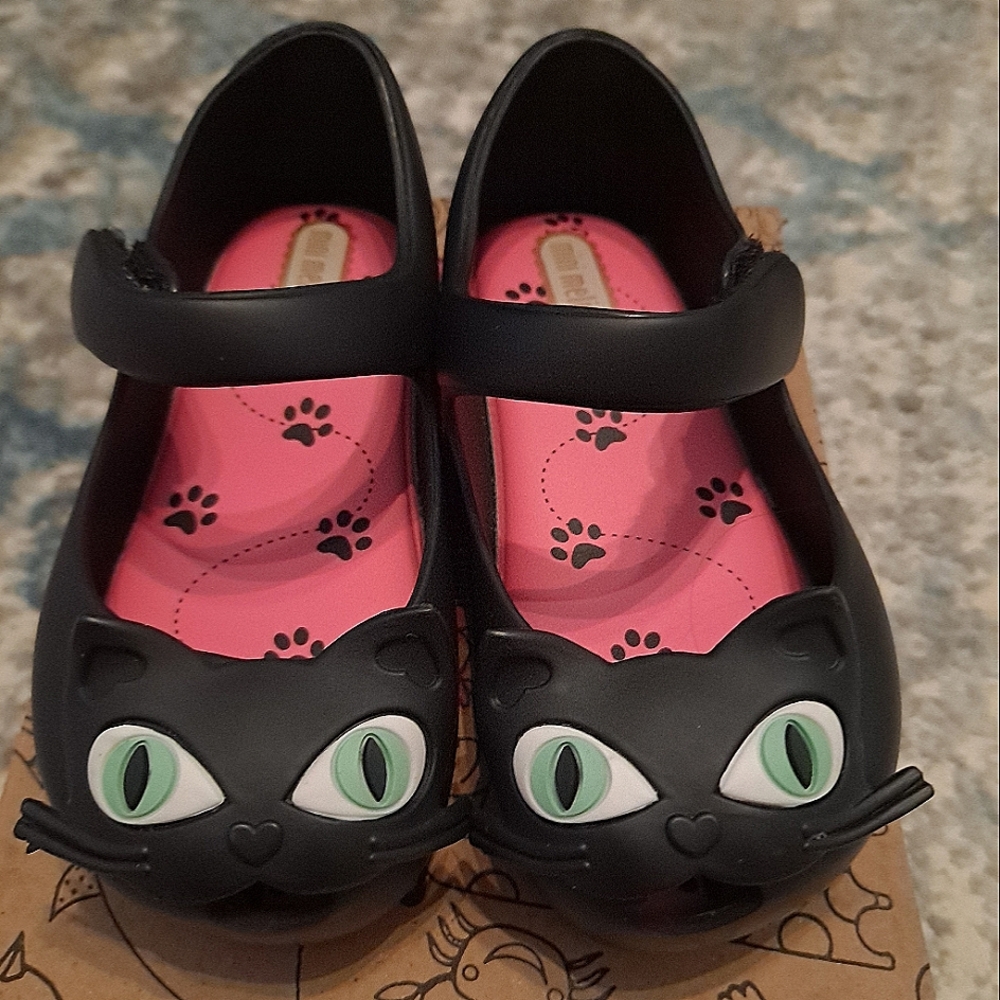 Mini Melissa Ultagirl II Matte Black Cat size 8 toddler